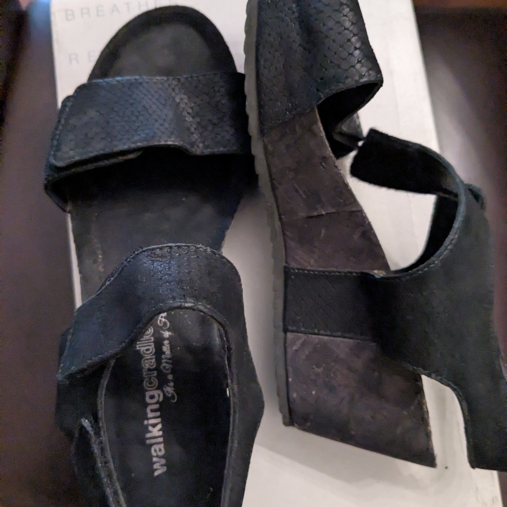 Walking Cradles Black Women's Sandals